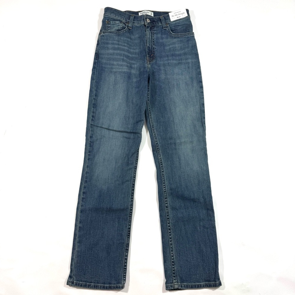 New Abercrombie 90s Straight Leg Jeans Ultra High Rise